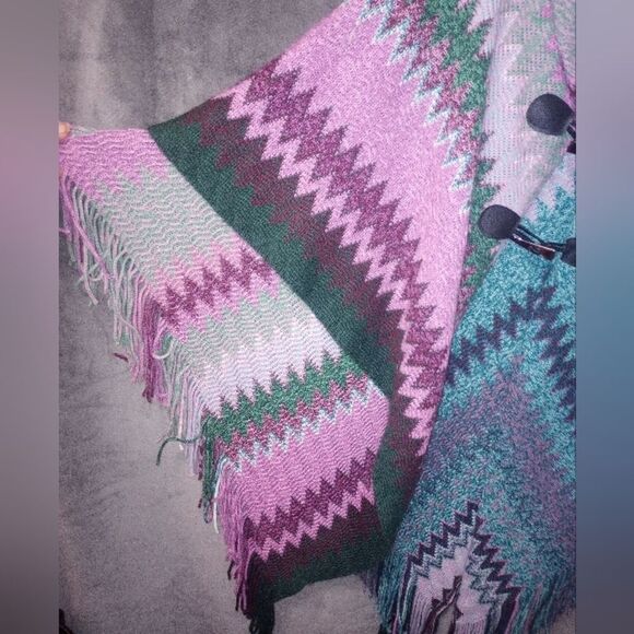 Beautiful Purple Blue Open Front Panco With Toggle Closure One Size EUC - Picture 5 of 7